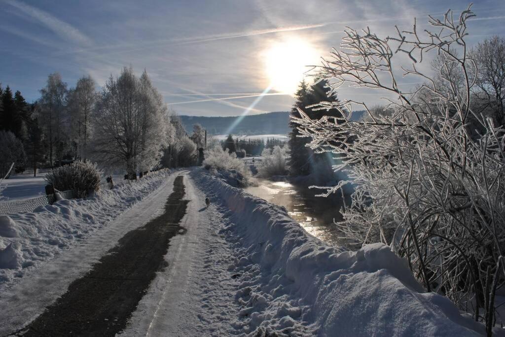 Gite Du Fourperet-Parc Naturel Du Haut-Jura Longevilles-Mont-dʼOr Exterior foto